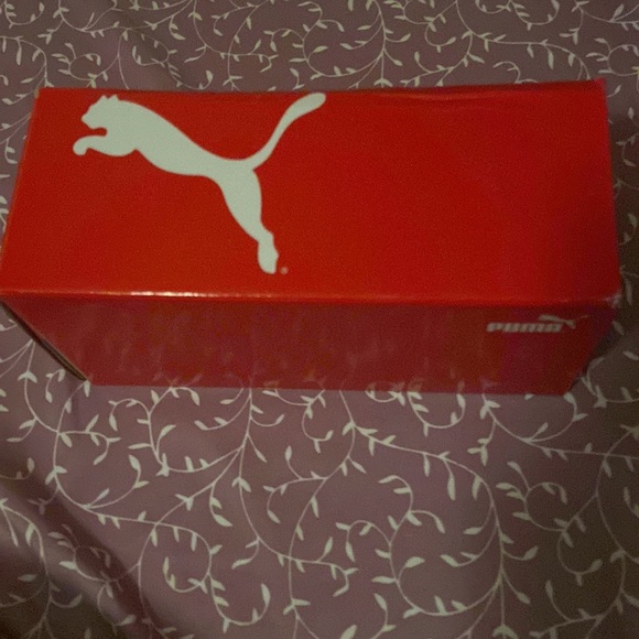 Kids size 2C Puma fluff BX PS slides - Picture 2 of 5